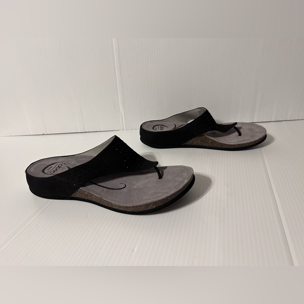 Abeo Bravo leather upper thong sandals women size 10 N